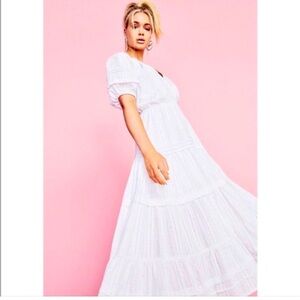 Betsy Johnson white maxi dress. Never worn.